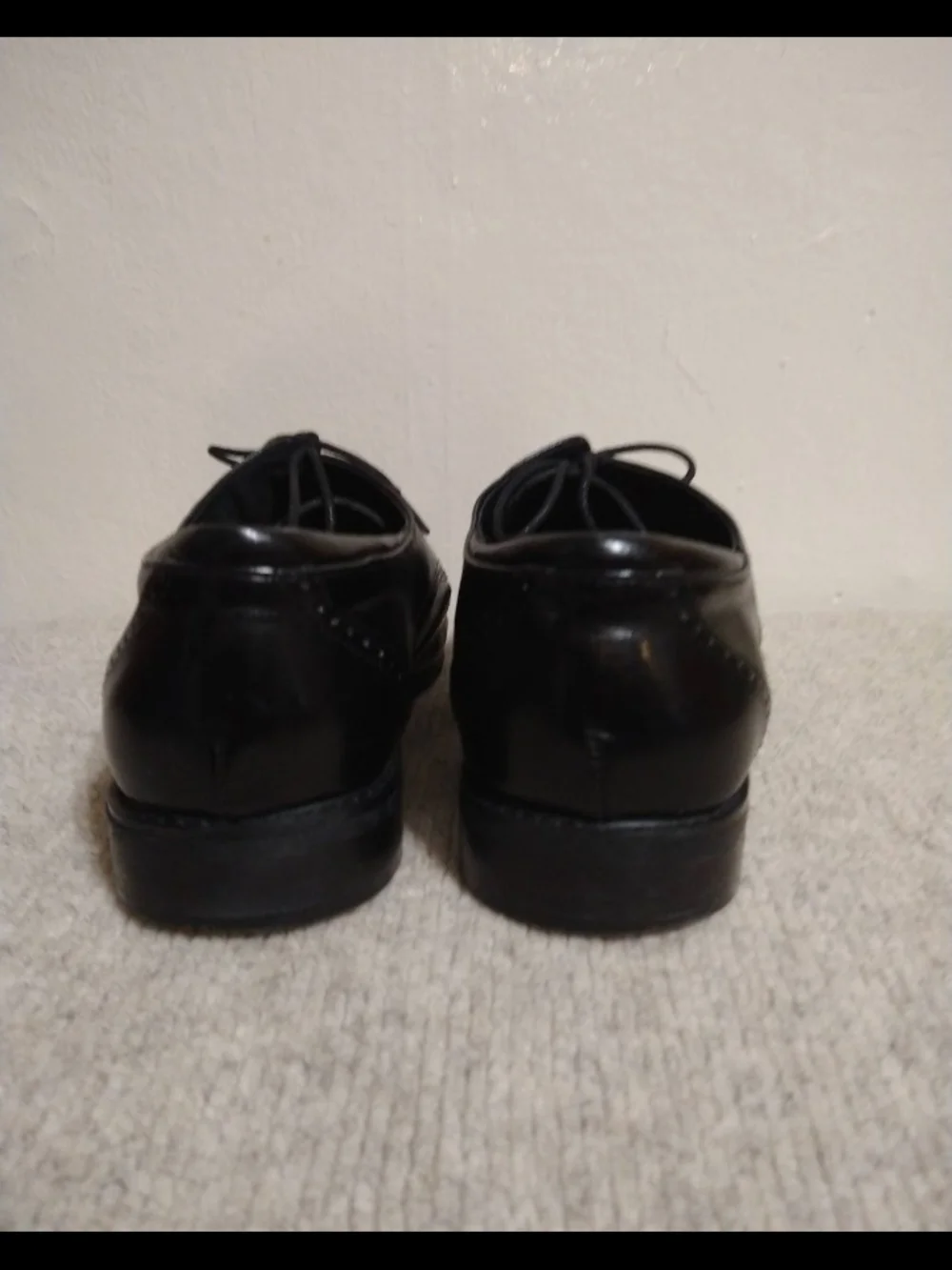 Versatile Core Classic Black Wingtip Dress Shoes - Men